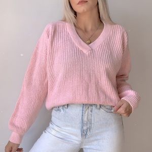VINTAGE | V-Neck Oversized Cable Knit Sweater Top - Pink